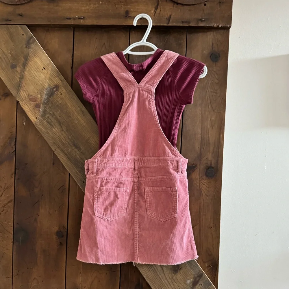 💥4/$12 Dusty Pink Corduroy Skirt Outfit - Picture 2 of 3
